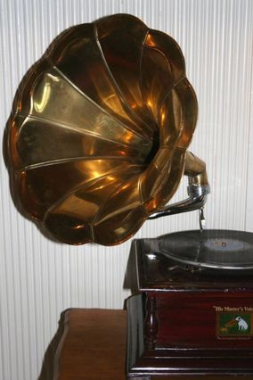 Vanha gramofoni